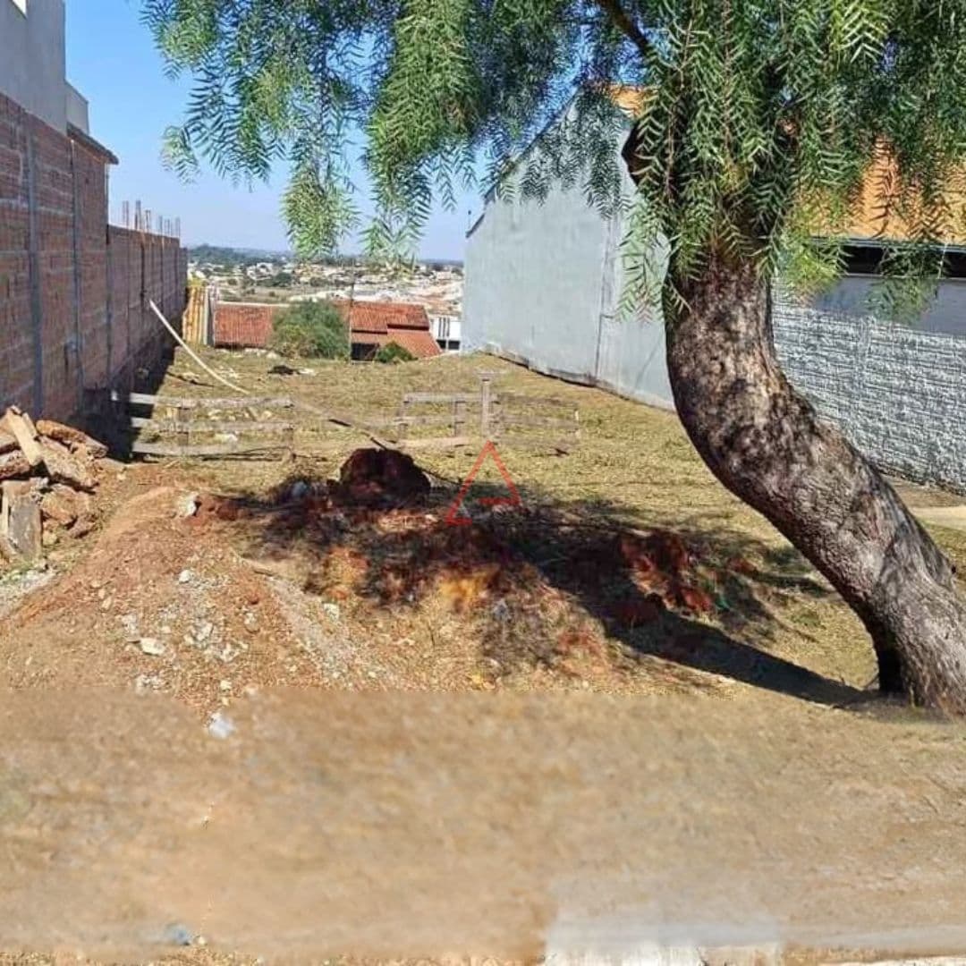 Terreno à Venda, 200m² por R$175.000,00, Colúmbia D, Londrina-PR