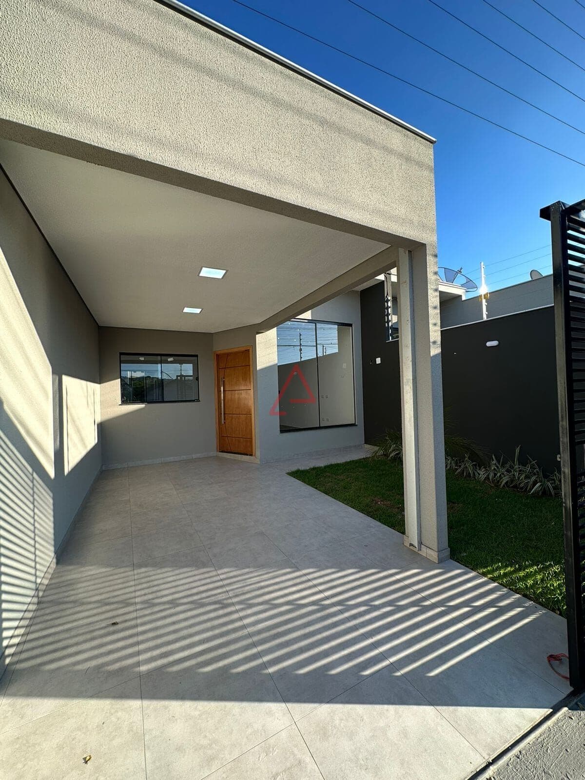 Casa com 3 quartos (suíte) à Venda, 115m² por R$410.000, Ouro Verde, Londrina-PR