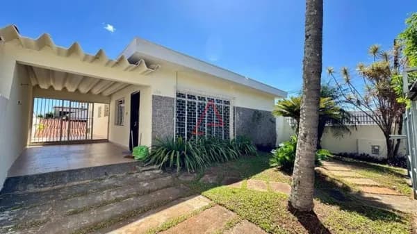 Casa com 4 Quartos e edícula à Venda, 224m² por R$790.000,00, Lago Parque, Londrina-PR
