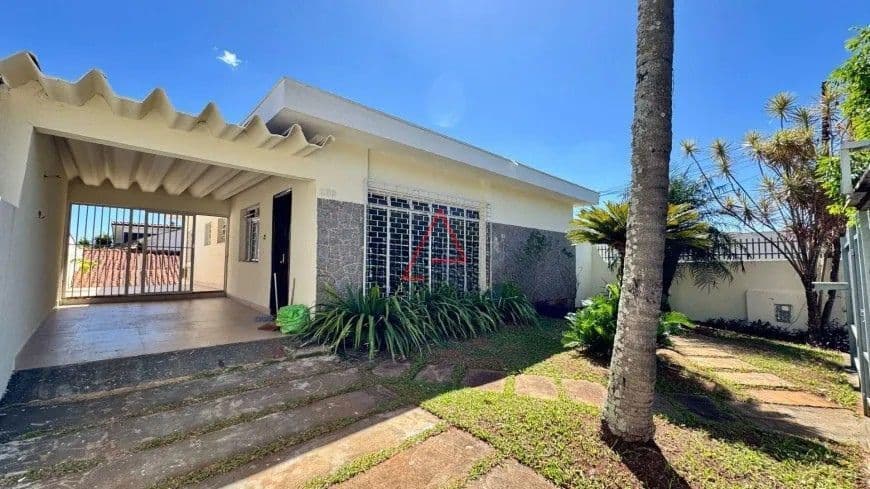 Casa com 4 Quartos e edícula à Venda, 224m² por R$790.000,00, Lago Parque, Londrina-PR