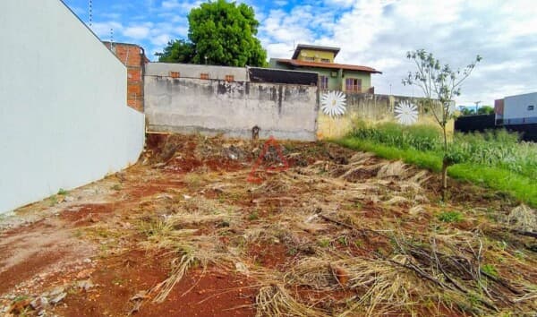 Terreno à venda, 360 m² por R$ 315.000,00 - Portal de Versalhes 1 - Londrina/PR