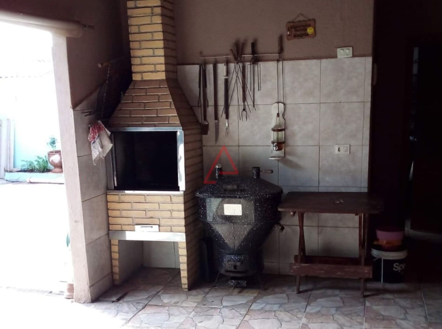 Casa com 4 quartos à venda, 255 m² por R$ 385.000,00, Santa Rita 2, Londrina/PR