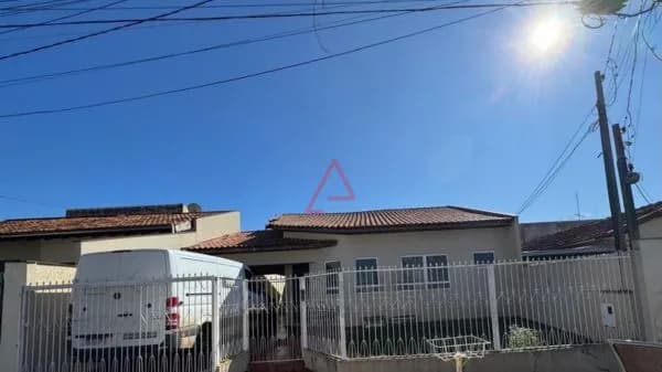 Casa com 3 quartos à venda, 168m² por R$450.000,00 Pacaembu, Londrina-PR