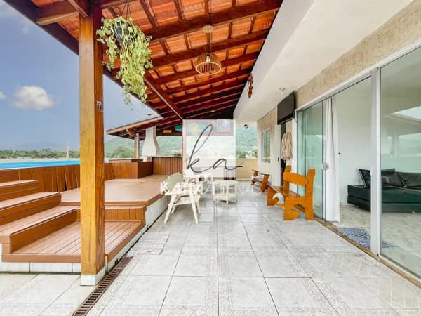 Cobertura com Piscina | 3 suítes
