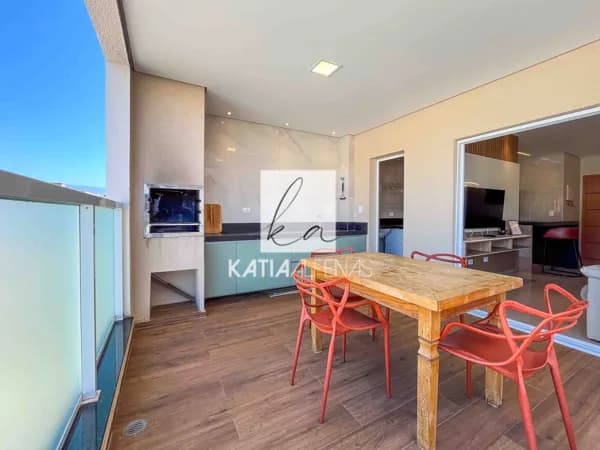 Apartamento completo e impecável