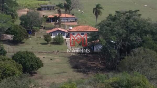 Sítio com 3 dormitórios à venda, 18000 m² por R$ 650.000,00 - Água Salgada - Boituva/SP