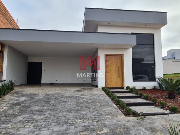 Casa com 3 dormitórios à venda, 180 m² por R$ 990.000 - Condomínio Portal Ville Jardins Europa - Boituva/SP