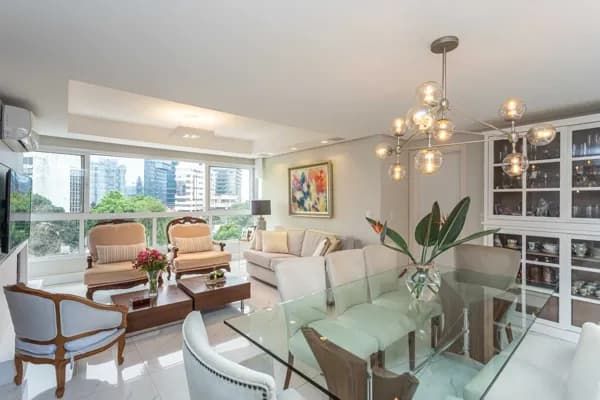 Venda Apartamento 03 dormitórios 02 vagas de garagem bairro Petrópolis