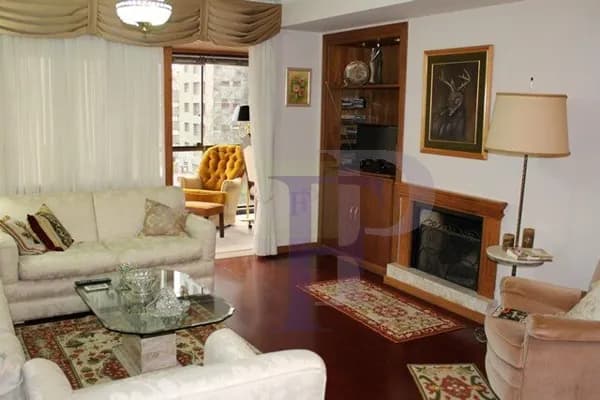 Vende 03 dormitórios 02 vagas bairro Mont Serrat