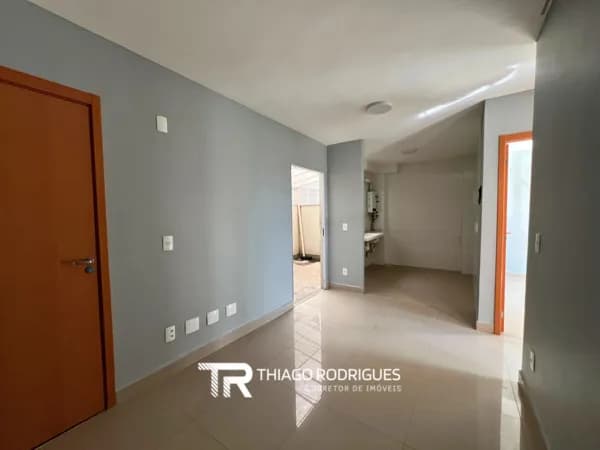 Apartamento térreo garden à venda no condomínio Porto Lisboa em Canoas com 2 dormitórios e pátios privativos