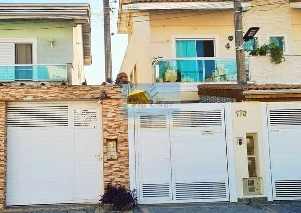 Casa em Guarujá - Jardim Las Palmas