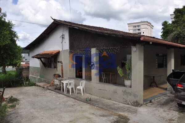Casa com excelente localização