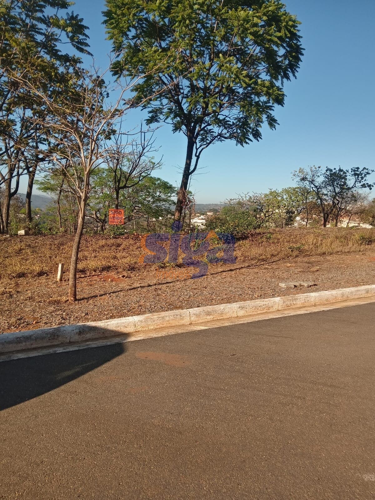 Terreno Lote bem localizado no bairro Novo Campinho - Pedro Leopoldo/MG