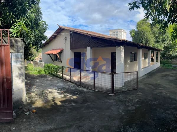 🏡 Casa para Aluguel – Centro da Cidade | Espaço, Conforto e Localização Privilegiada