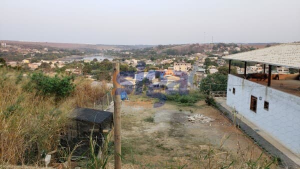 Lote na região Central de Confins