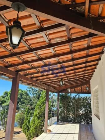 Casa Ampla à venda em Excelente Localização