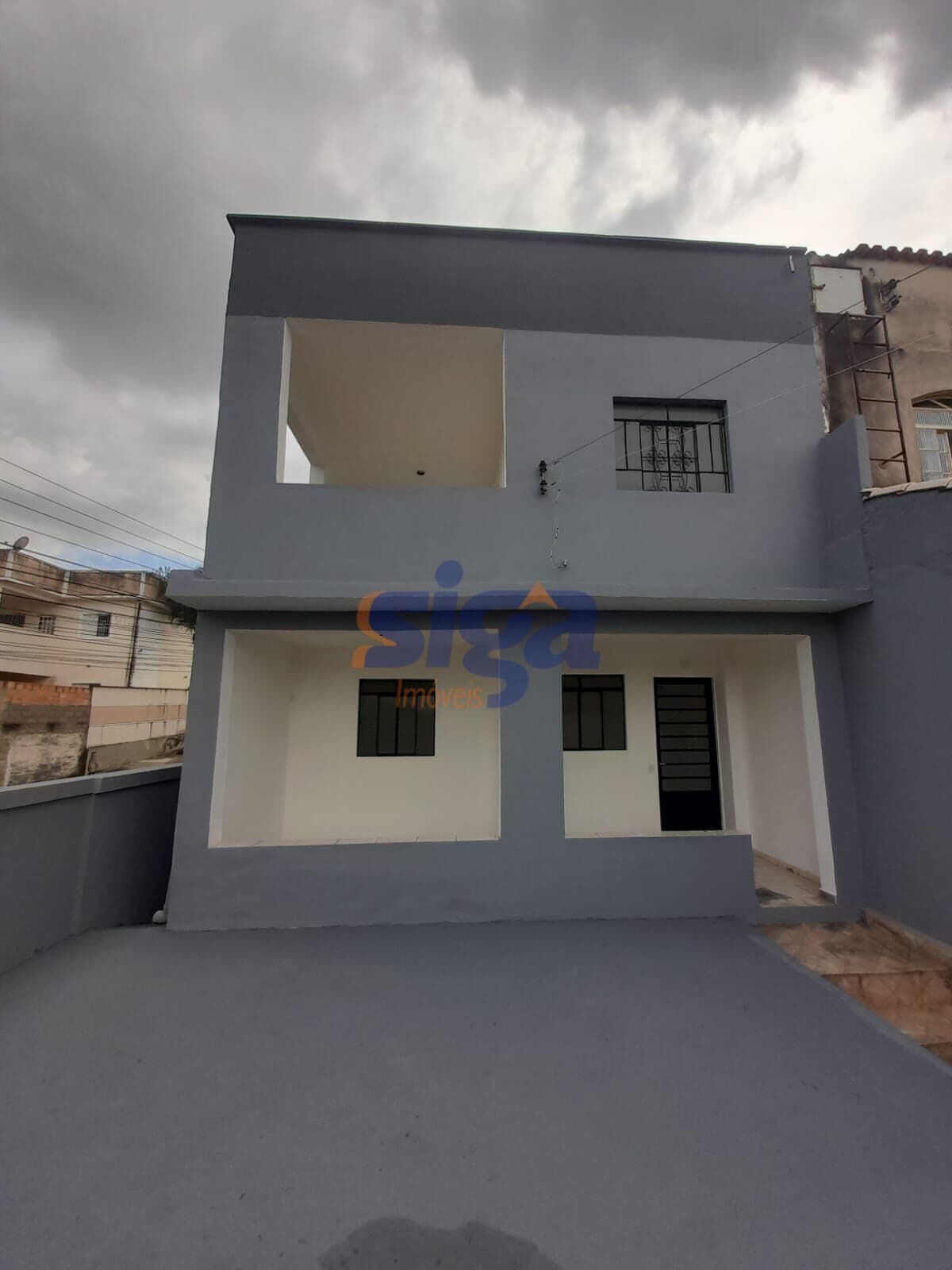 🏡 Casa Duplex Reformada à Venda
