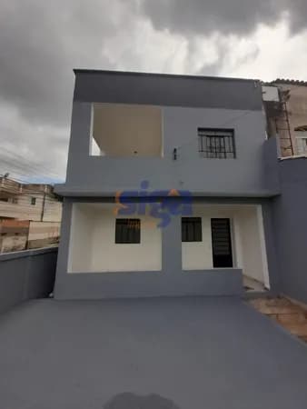 🏡 Casa Duplex Reformada à Venda