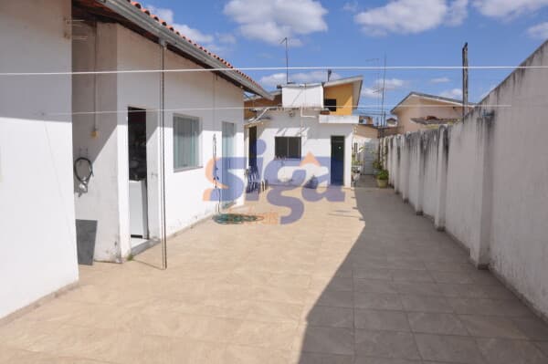 Casa Residencial/ Comercial