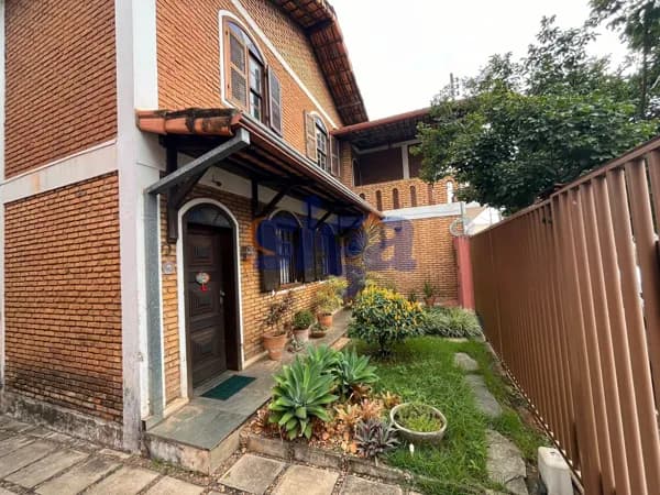 Casa Alto Padrão em Matozinhos