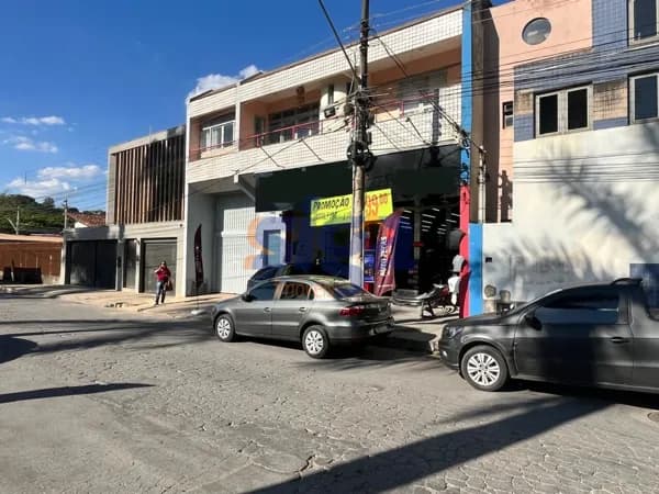 Galpão/Depósito/Armazém em Pedro Leopoldo - Centro