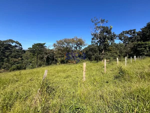Lote bem localizado no bairro Santo Antônio da barra - Pedro Leopoldo/MG