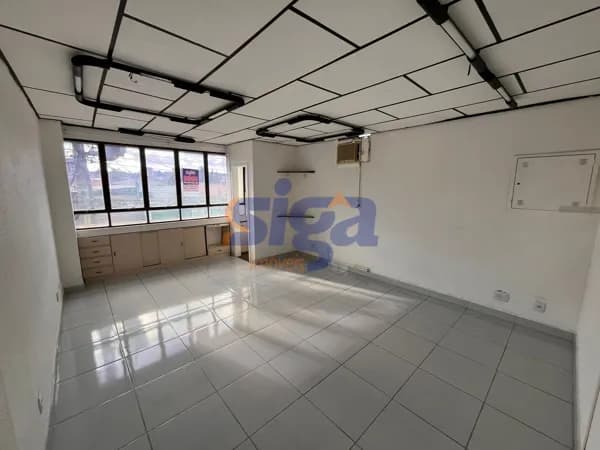 Sala/Conjunto em Pedro Leopoldo - Centro