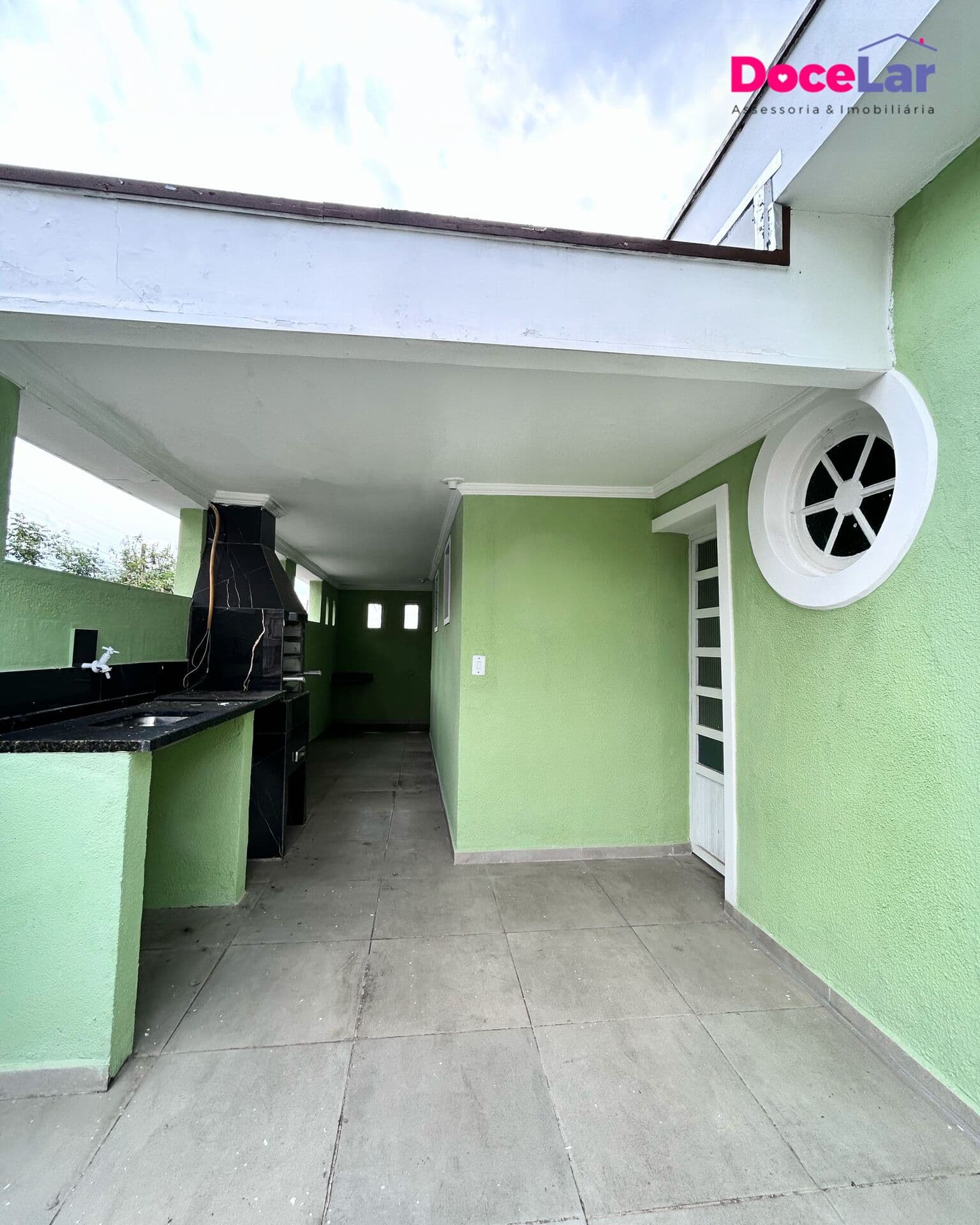 Sobrado 3 suítes