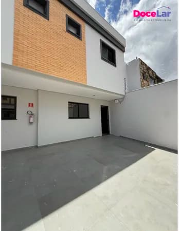 Sobrado 3 suítes