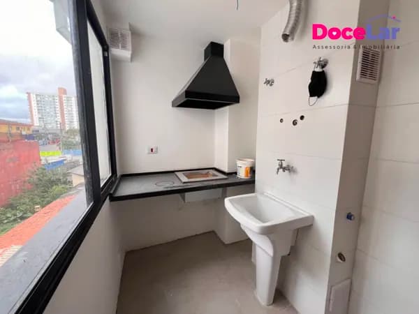 Apartamento 2 dormitórios sendo 1 suíte