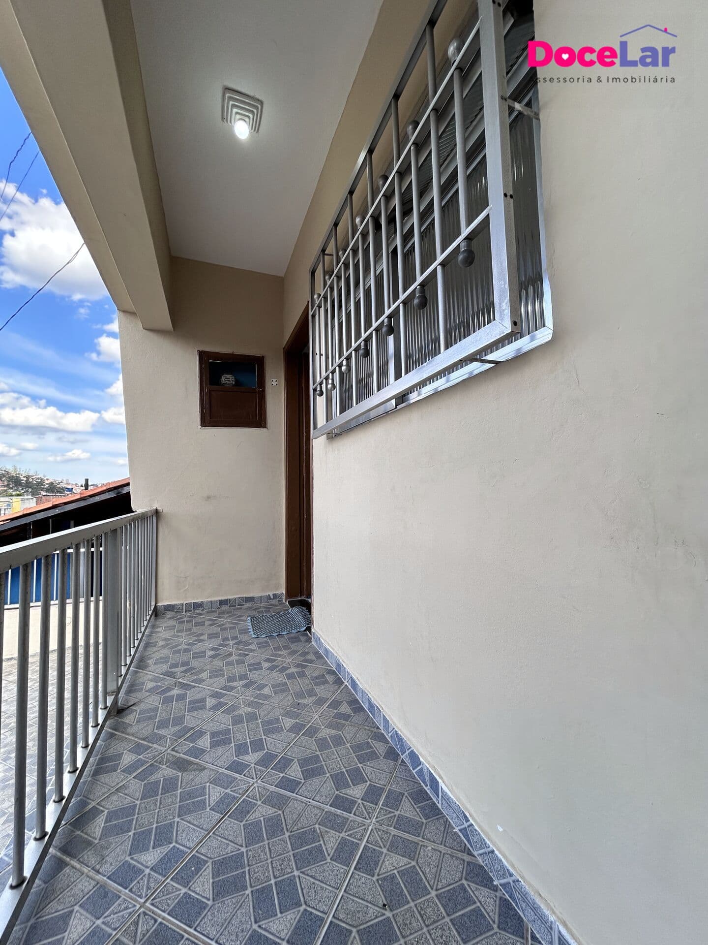 Casa 2 dormitórios