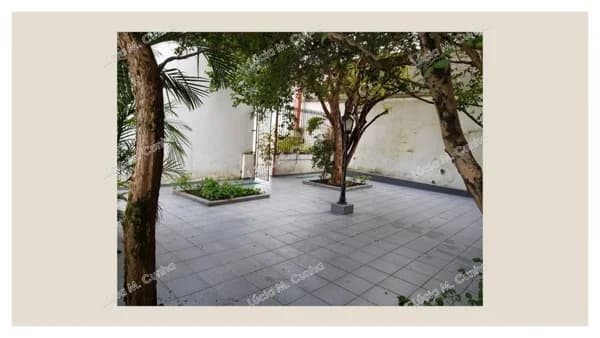 Casa Térrea à Venda na Saúde, 255 m², 3 dorms, 2 suítes, 2 vagas, 500 m² área total