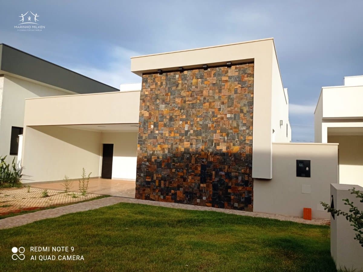 Casa em Condomínio para Venda em Shopping Park Uberlândia-MG