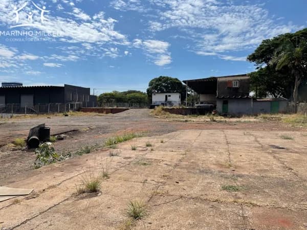 Galpão Comercial Estratégico no Distrito Industrial