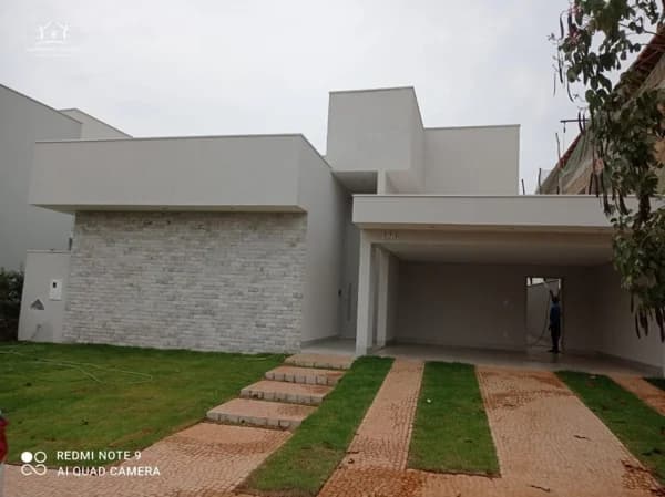 Casa em Condomínio para Venda em Nova Uberlândia Uberlândia-MG