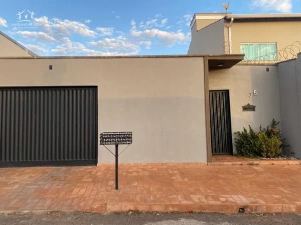 Casa Linear para Venda em Jardim Brasília Uberlândia-MG