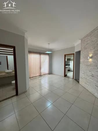 Casa de Condomínio em Uberlândia - Jardim Inconfidência