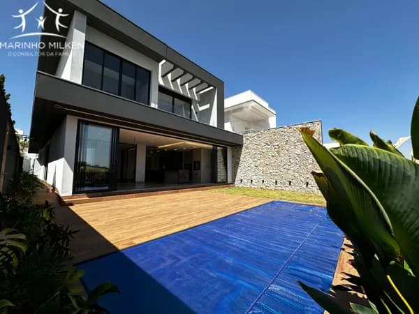 Casa de Condomínio em Uberlândia - Gávea
