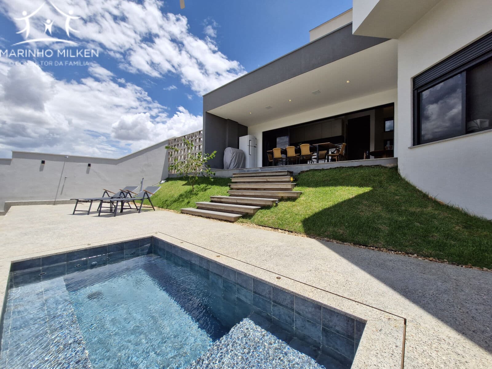 Casa de Condomínio em Uberlândia - Granja Marileusa