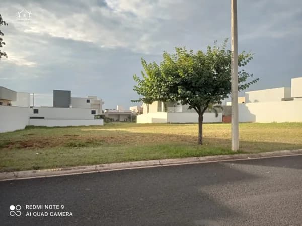 Terreno em Condomínio para Venda em Shopping Park Uberlândia-MG