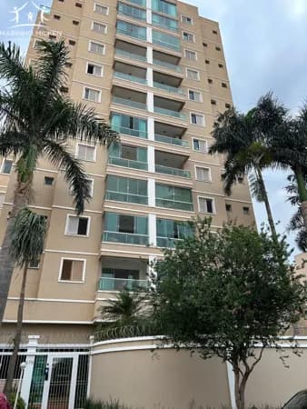 Cobertura Exclusiva no Praia Clube – Sala Ampla, Suítes e Varanda Gourmet