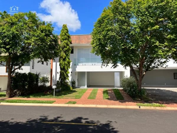 Casa em Condomínio para Venda em Shopping Park Uberlândia-MG