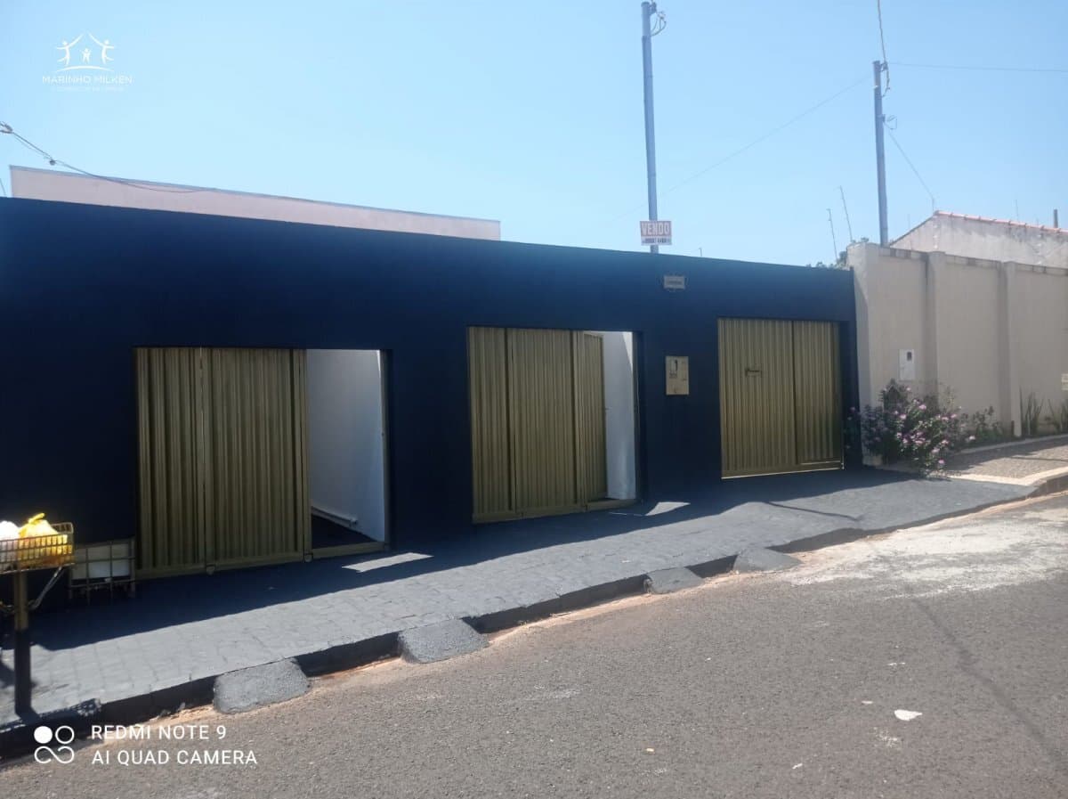 Casa Térrea para Venda em Nova Uberlândia Uberlândia-MG