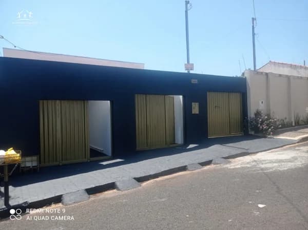 Casa Térrea para Venda em Nova Uberlândia Uberlândia-MG