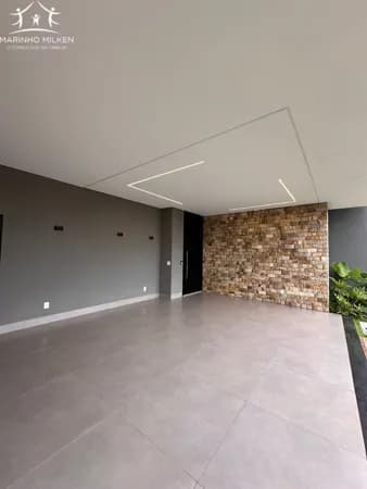 Casa de Condomínio em Uberlândia - Laranjeiras