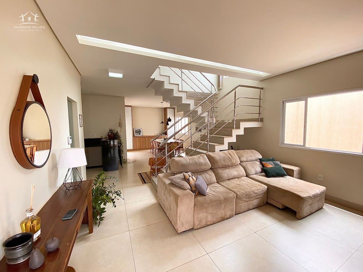Casa Alto Padrão para Venda em Alto Umuarama Uberlândia-MG