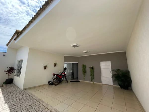 Casa Linear para Venda em Jardim América I Uberlândia-MG