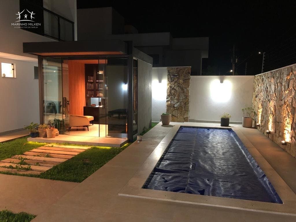 Casa em Condomínio para Venda em Shopping Park Uberlândia-MG