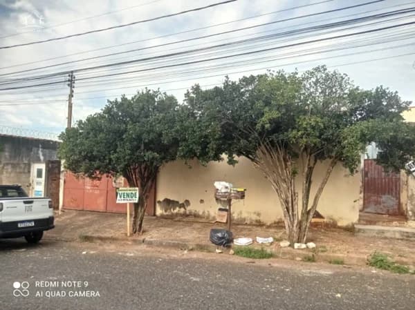 Terreno para Venda em Santa Mônica Uberlândia-MG