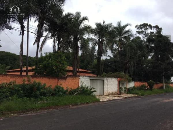 Área Residencial/Comercial para Venda em Chácaras Tubalina Uberlândia-MG